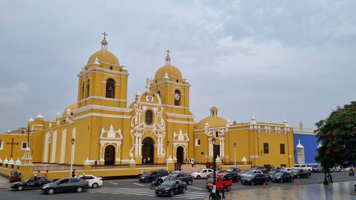 tours en ciudad de Trujillo Perú