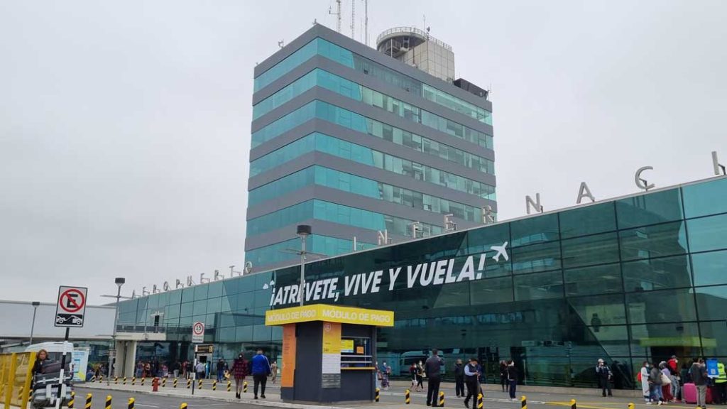 Boletos de vuelos hacia y desde Lima aeropuerto Jorge Chavez