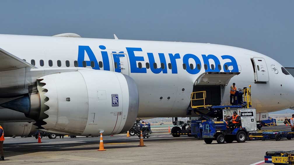 Boletos de vuelos hacia y desde Lima aeropuerto Jorge Chavez