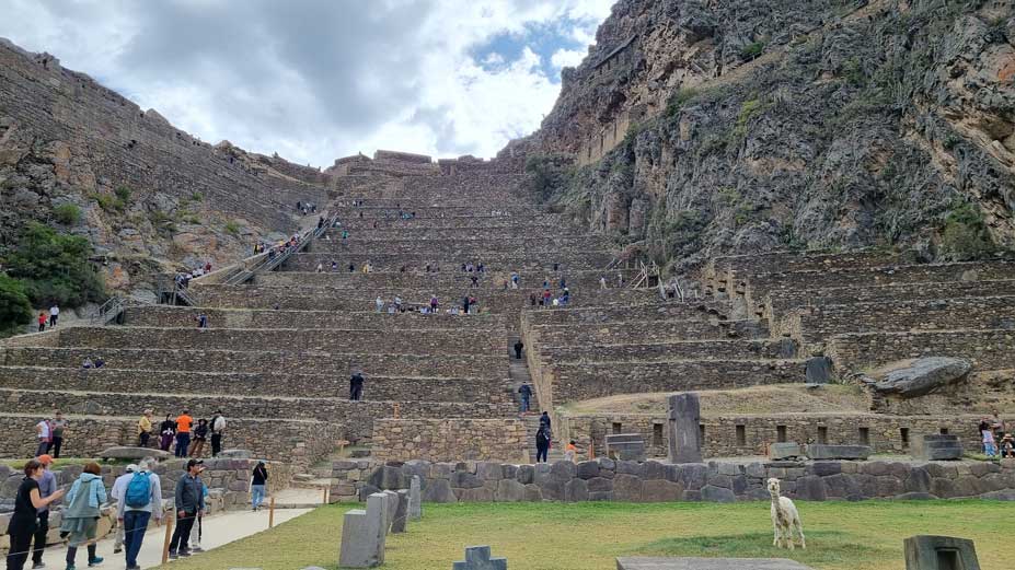 Tour Ollantaytambo