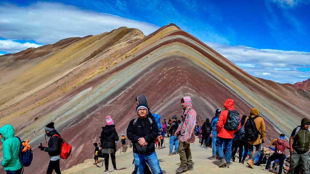 Visitando Tour montaña siete colores Cusco